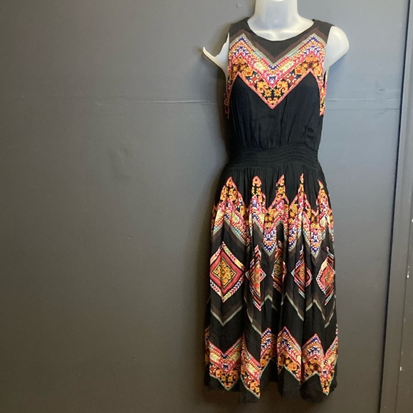 Anthropologie Tanvi Kedia Embroidered Patchowork pull on dress size 0 - Picture 6 of 9